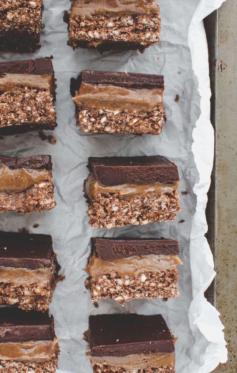 Healthy Caramel Chocolate Slice